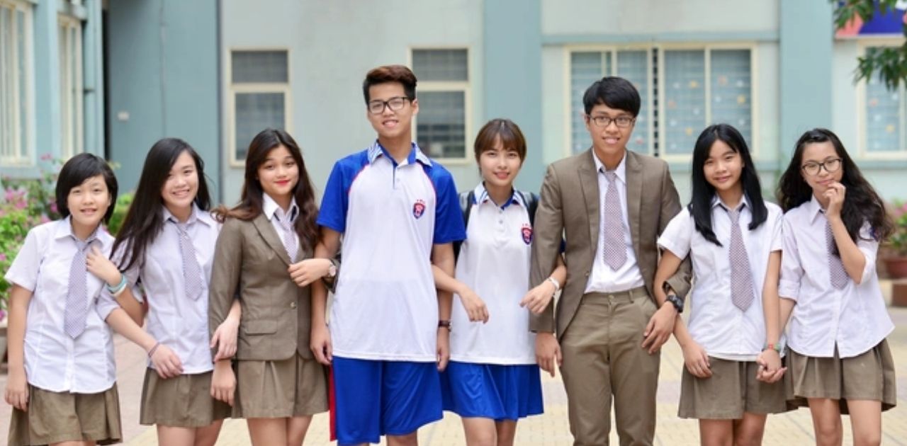 Xu hướng đồng phục trường cấp 3 năm 2025