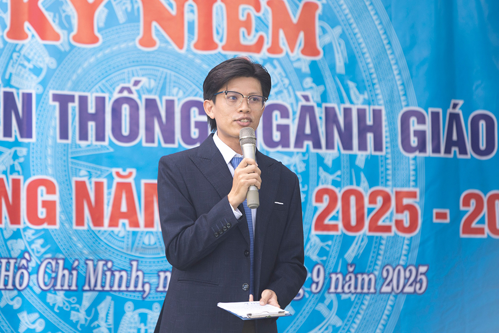 MC thầy Vy Anh Vương