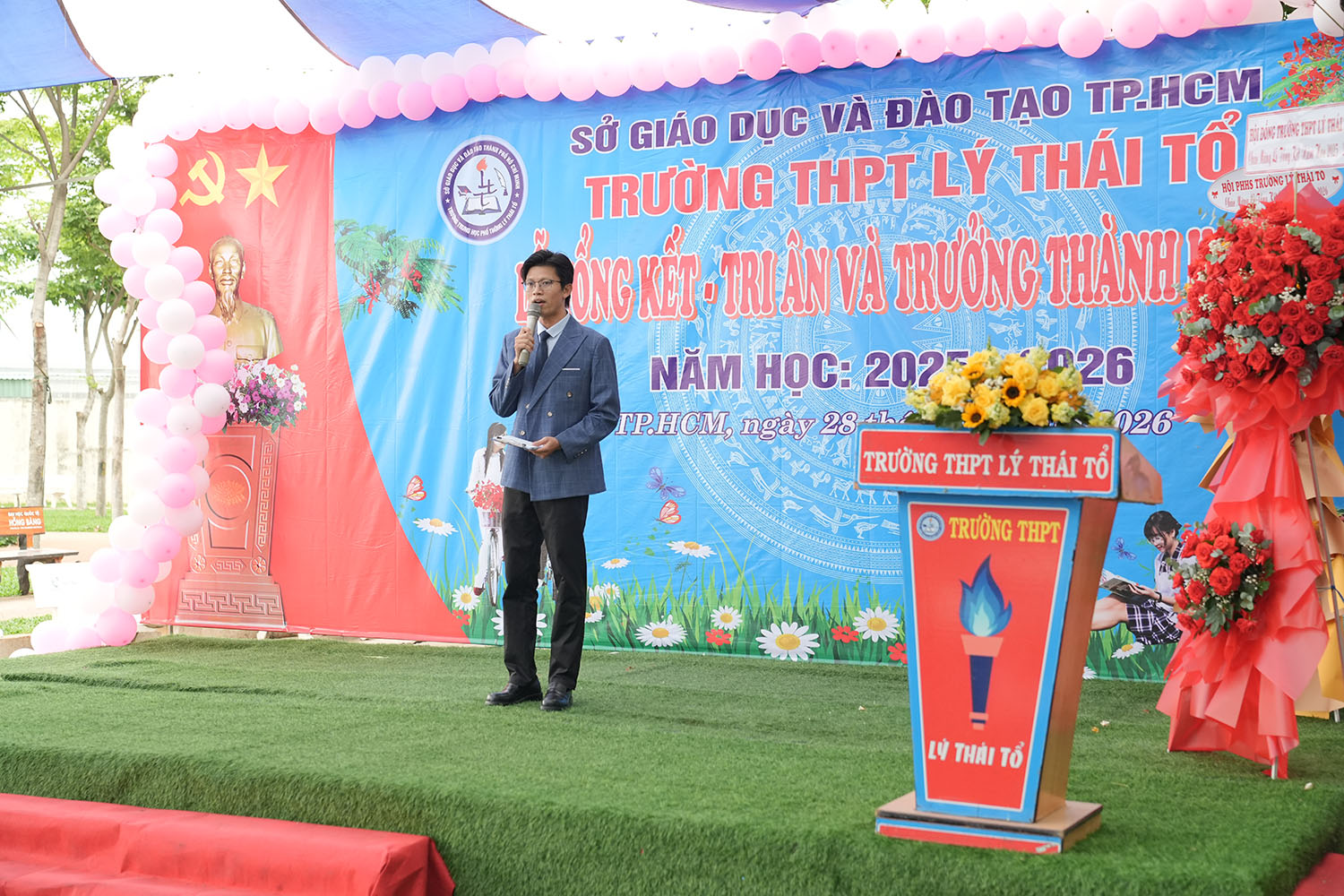 MC dẫn chương trình lễ tổng kết năm học 2025-2026 THPT Lý Thái Tổ