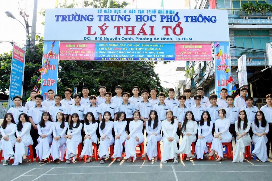 Trường bán trú THPT Lý Thái Tổ 