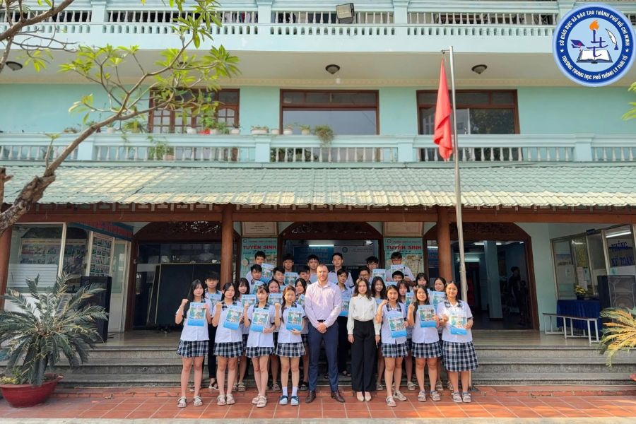 Trường cấp 3 nội trú TPHCM